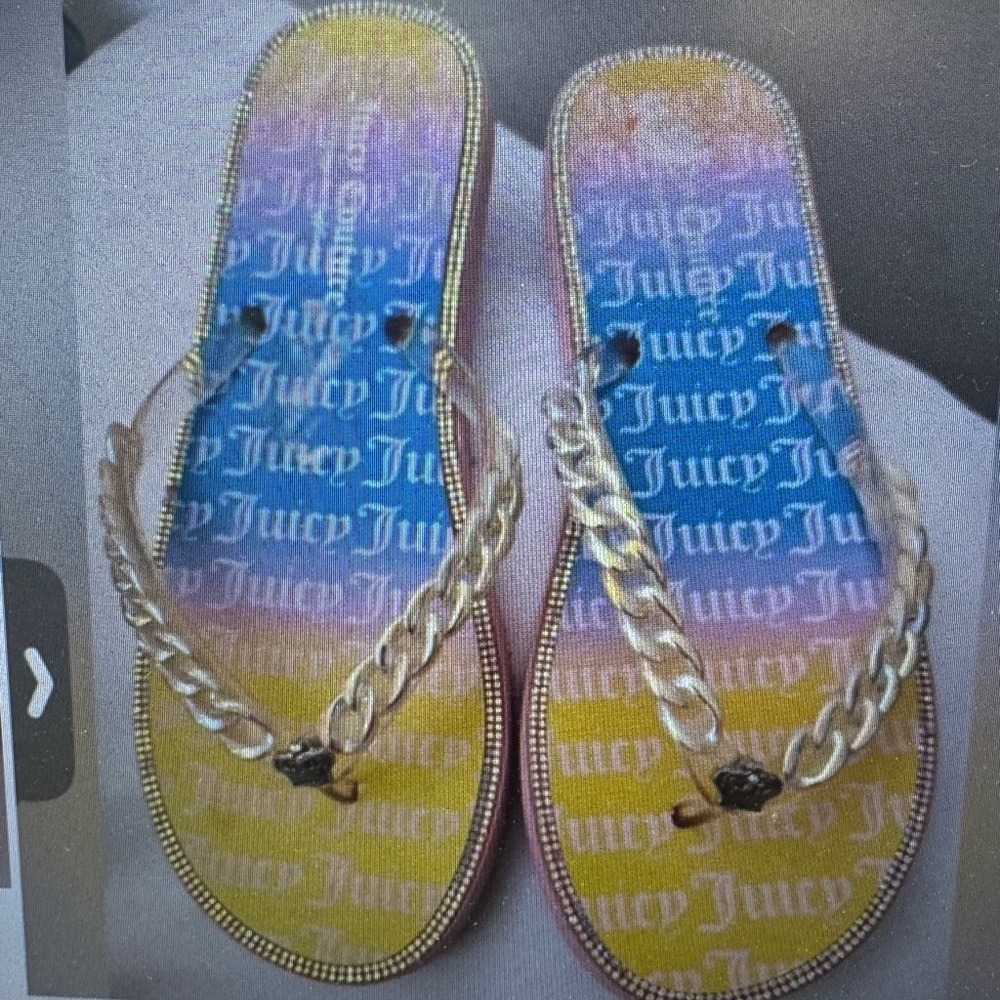 Juicy Couture Multicolor Flip Flops with Gold Chain. 8.5